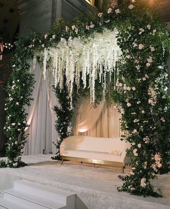 Dark Green and White Wedding Decor