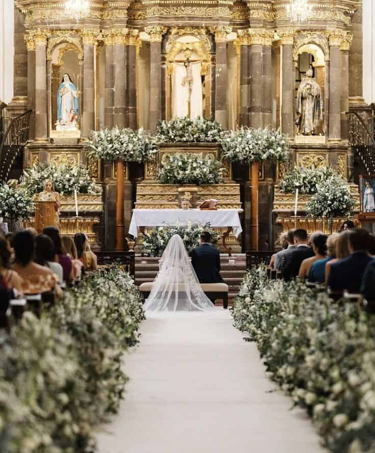 Elegant-Classic Wedding At Church