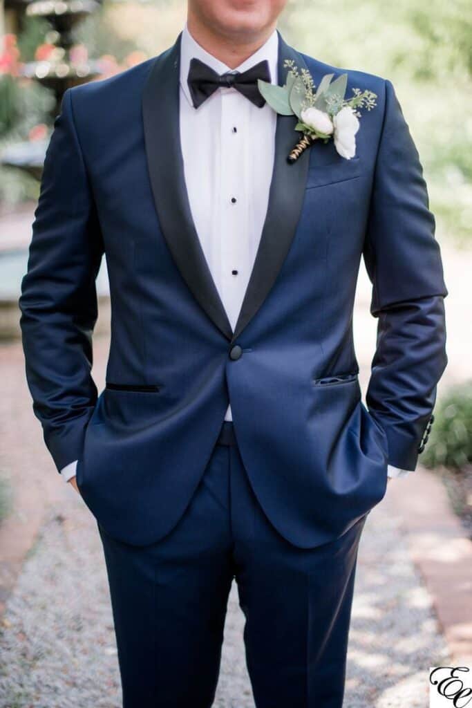 Elegant-Classic Wedding Tuxedo