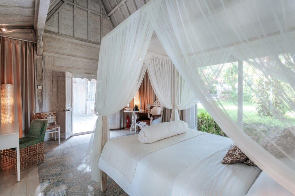 Plenilunio Villa Room Ambience