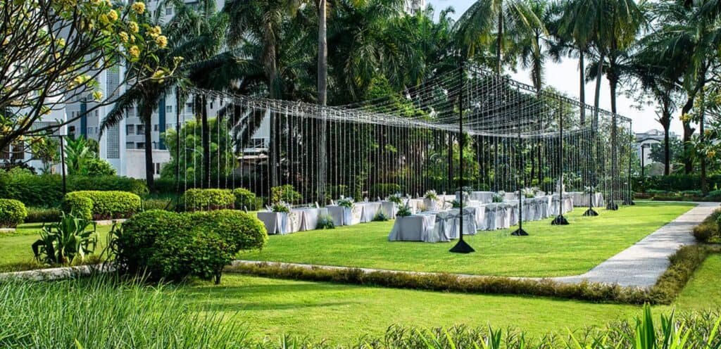 Poolside Garden Shangri-La Jakarta
