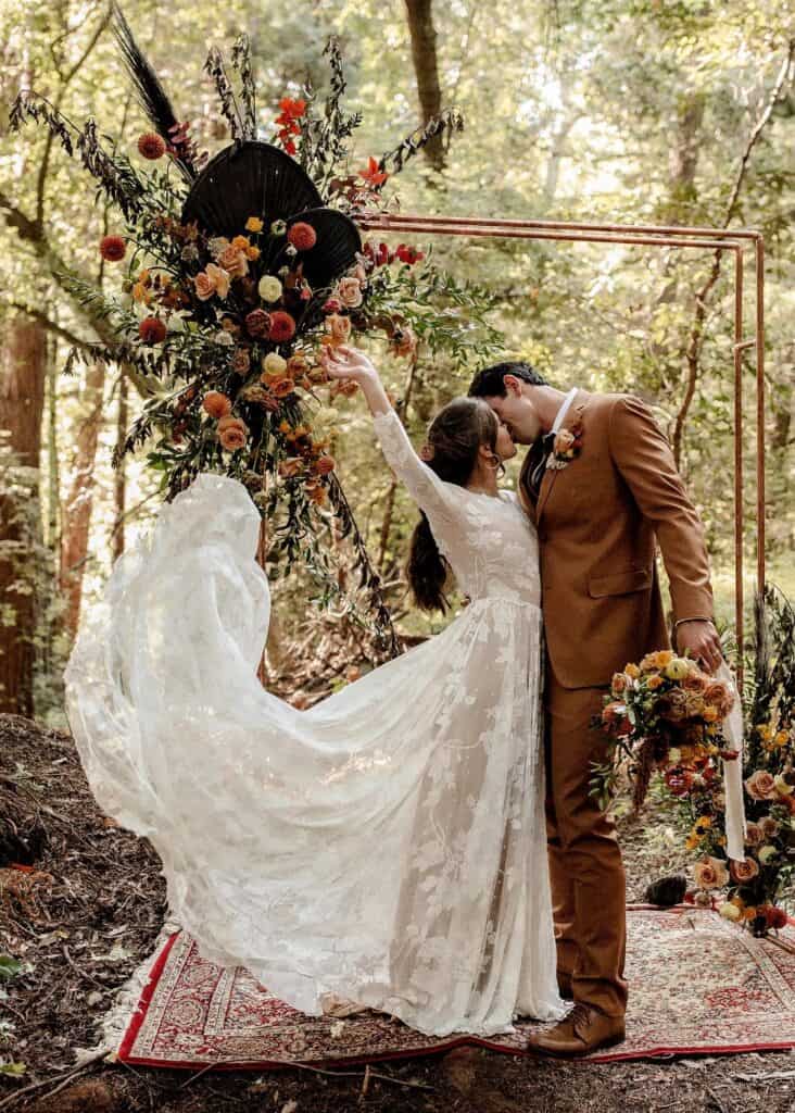 Autumn wedding outfits