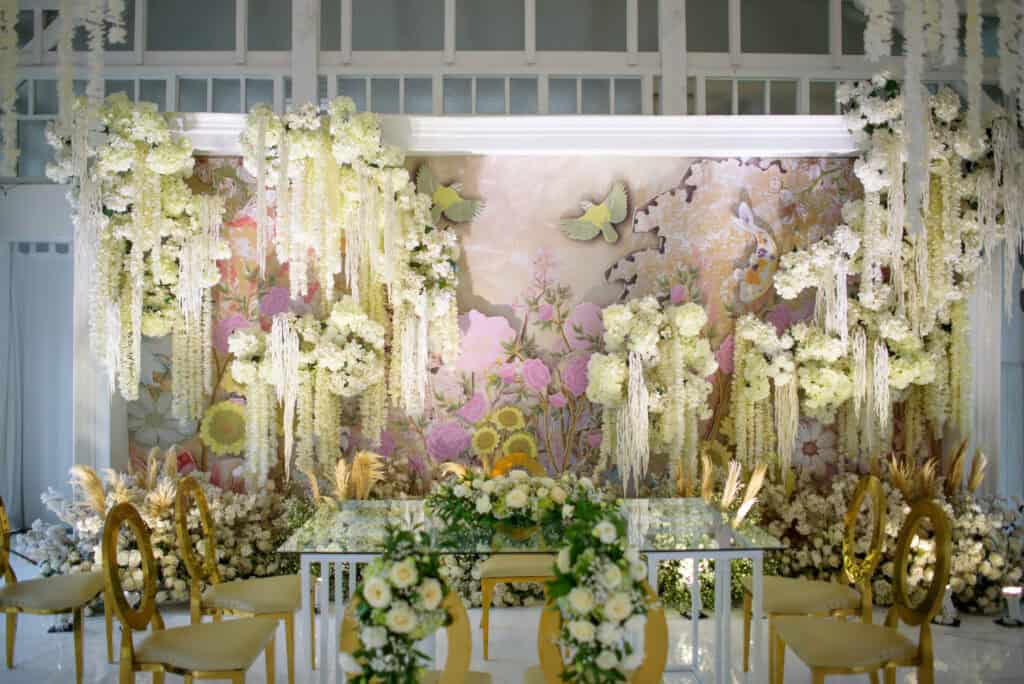 White jasmine wedding decor for akad ceremony