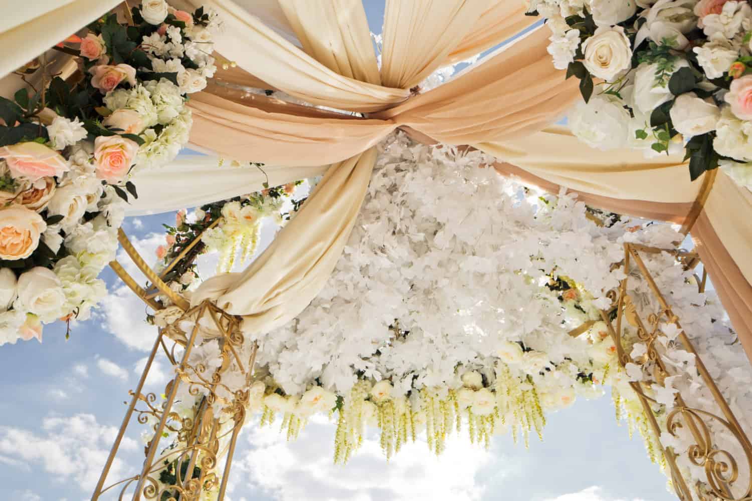 Why Drapery Wedding Decor Trends Shine in 2025